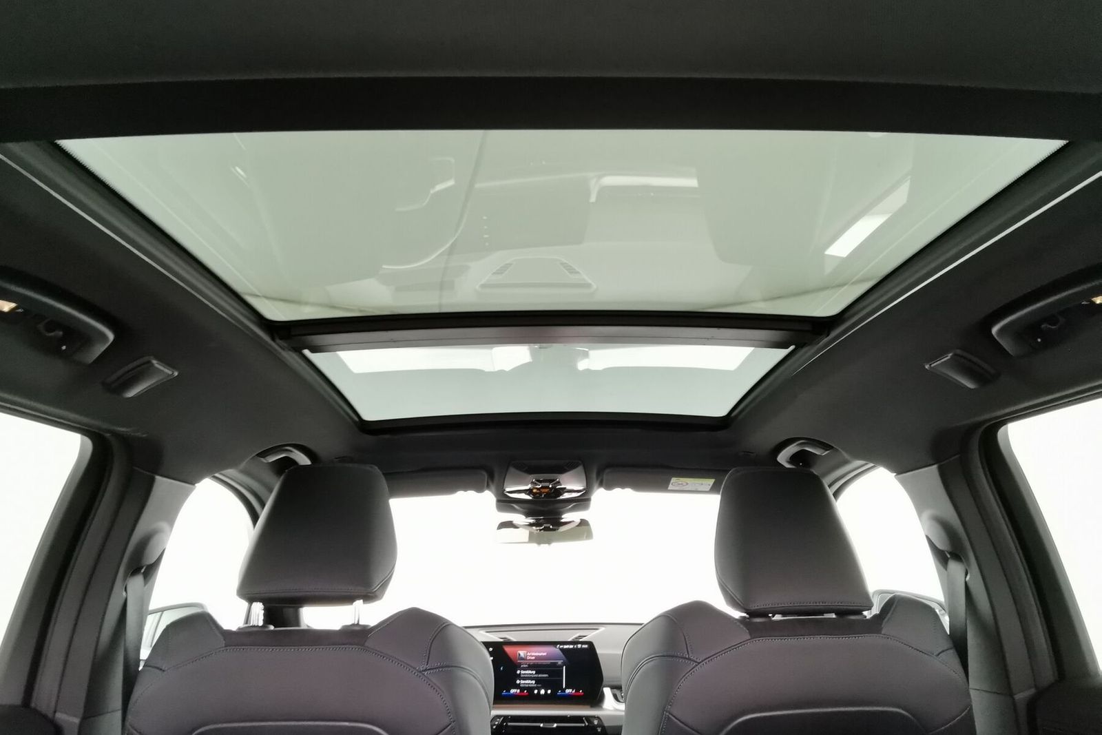 BMW X1 sDrive 20i M Sport|PANO|ACC|RFK|HeadUp|AHK AC foto 17