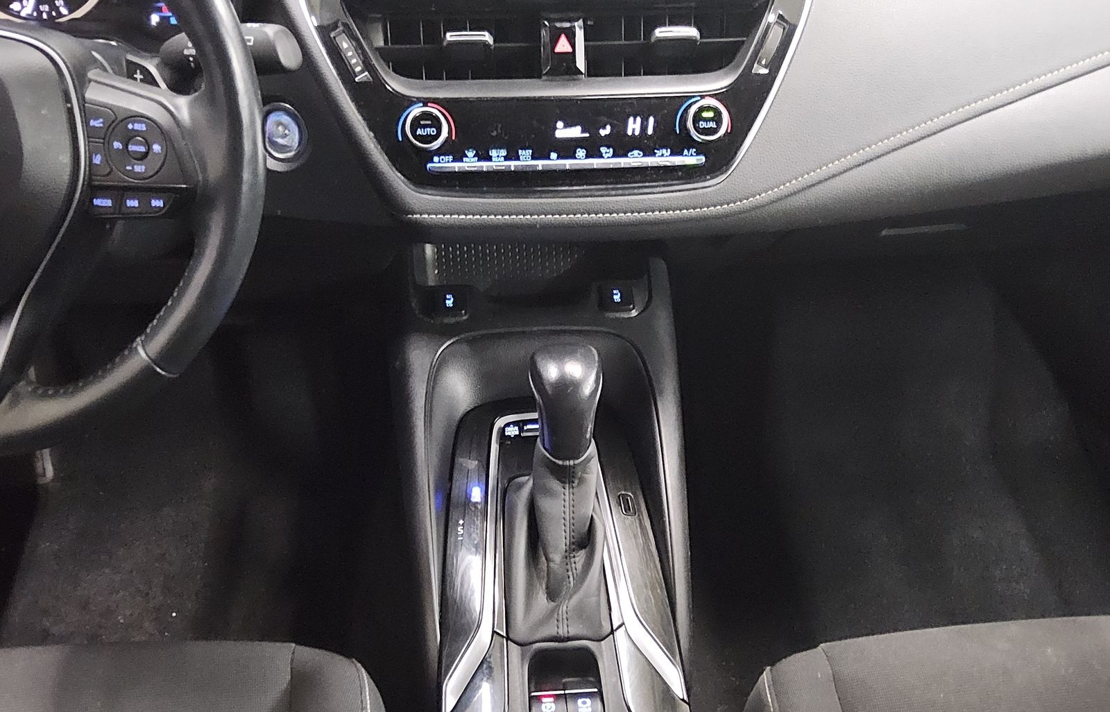 Toyota Corolla Touring Sports 2.0 Hybrid Edition Navi foto 6