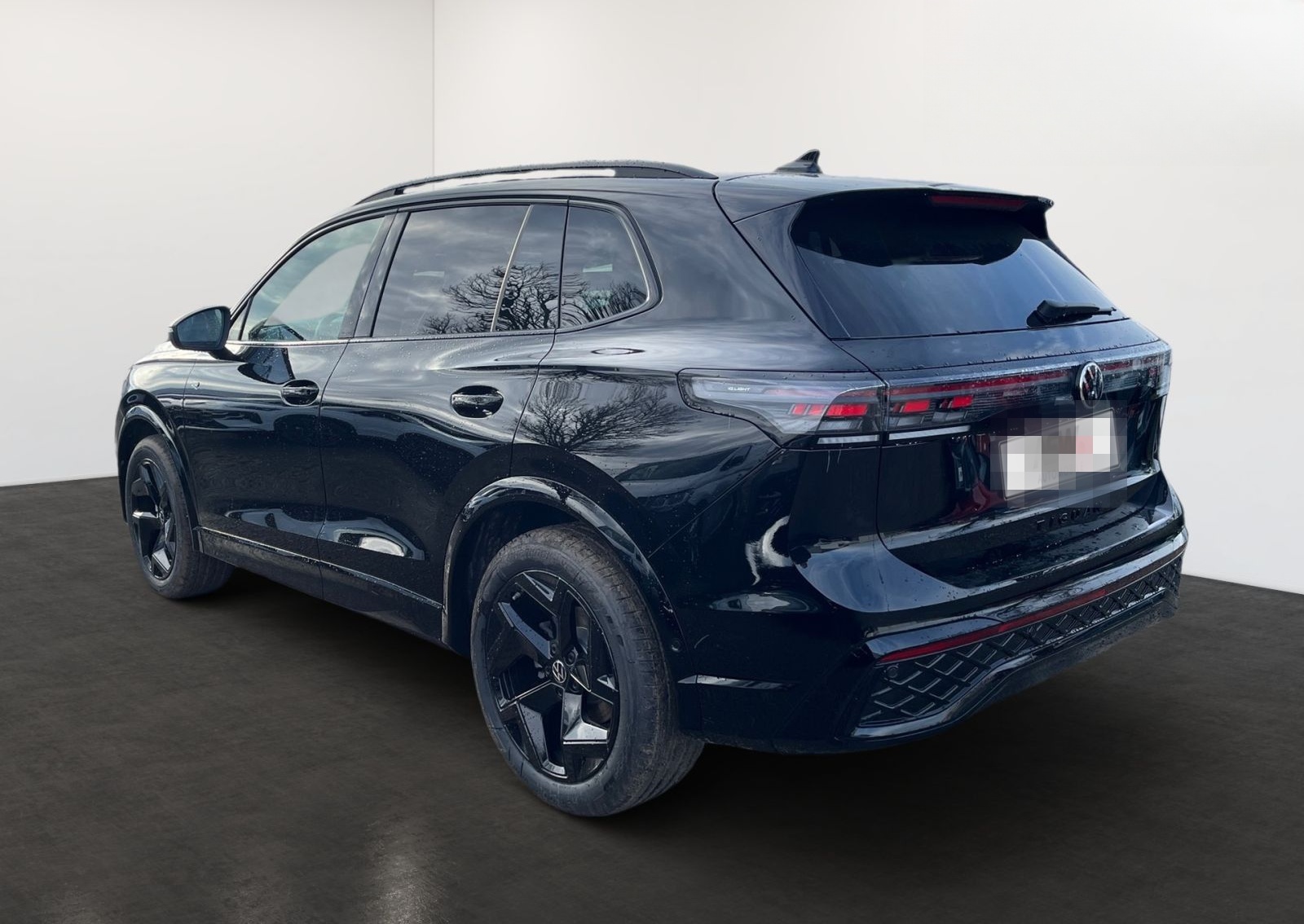 Volkswagen Tiguan R-Line 1.5 eTSI OPF 110 kW (150 PS) DSG foto 4
