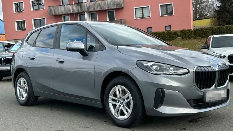 BMW 218d Active Tourer HUD AHK 360 LED NAVI FLA foto 4