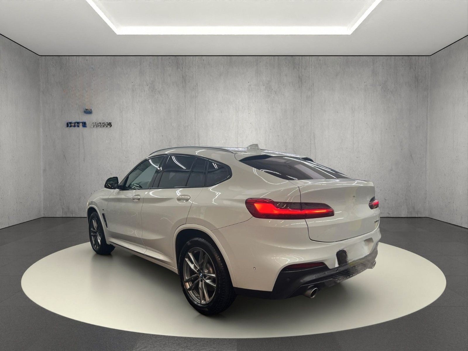 BMW X4 xDrive 20 i M Sport LED Pano HUD ACC RFK AHK foto 4