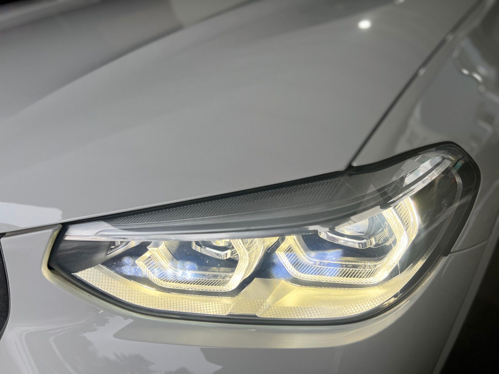BMW X4 xDrive 20 i M Sport LED Pano HUD ACC RFK AHK foto 9