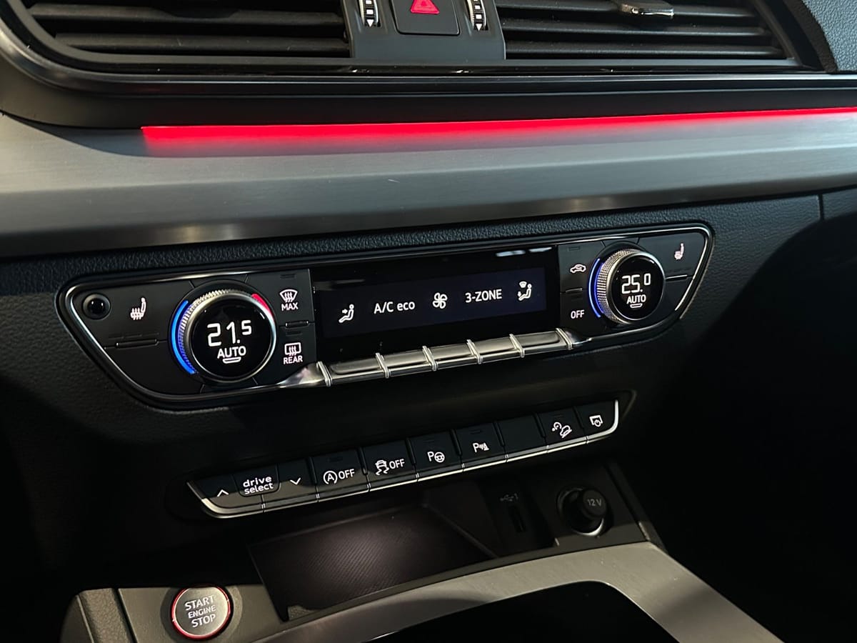Audi SQ5 quattro Black,360°Kam Matrix Apple foto 23