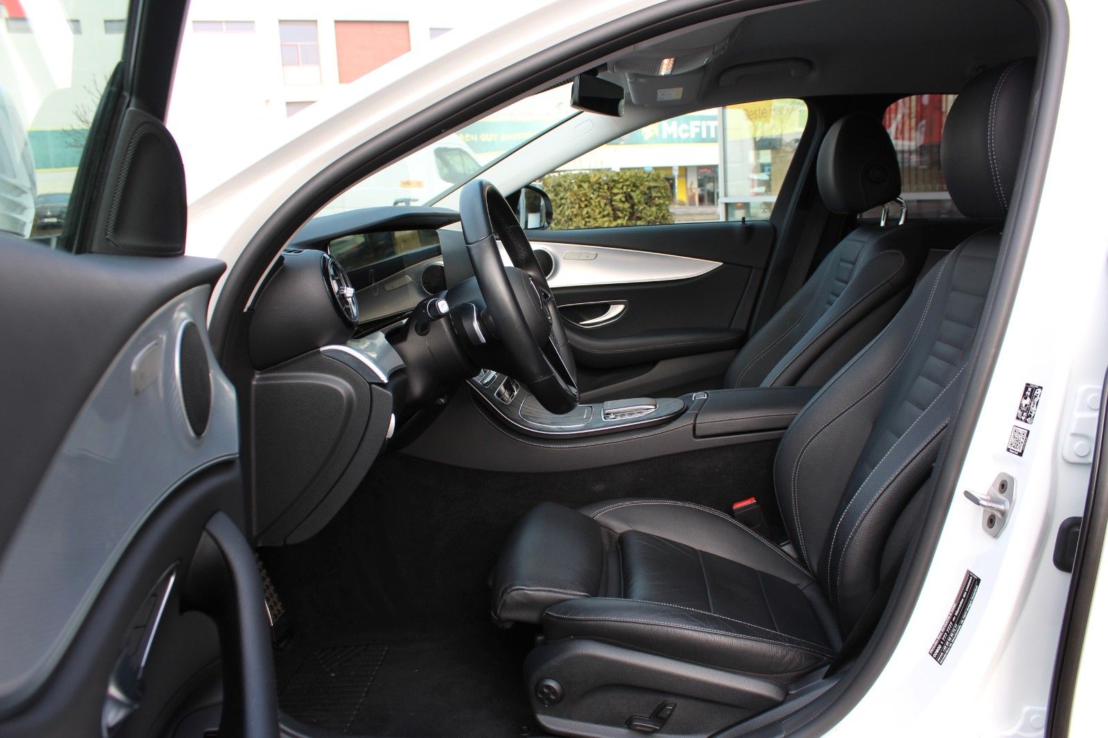 Mercedes-Benz E 400 d T 4M All-Terrain LED AHK Leder Wide 360° foto 14