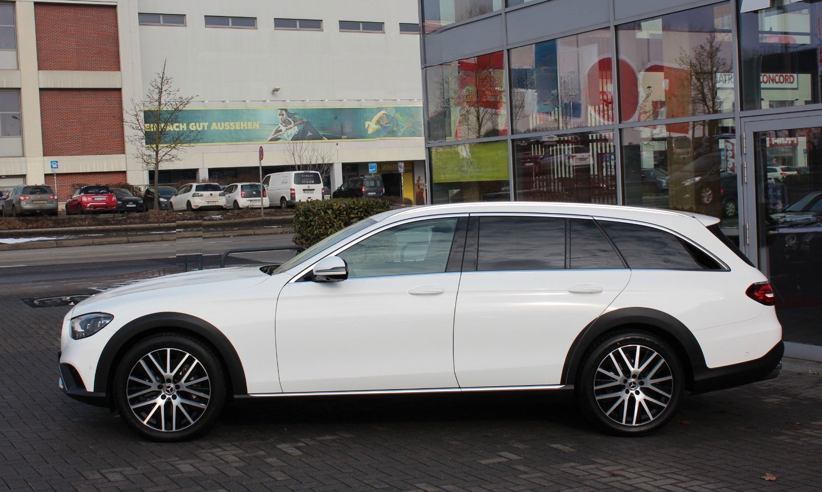 Mercedes-Benz E 400 d T 4M All-Terrain LED AHK Leder Wide 360° foto 4