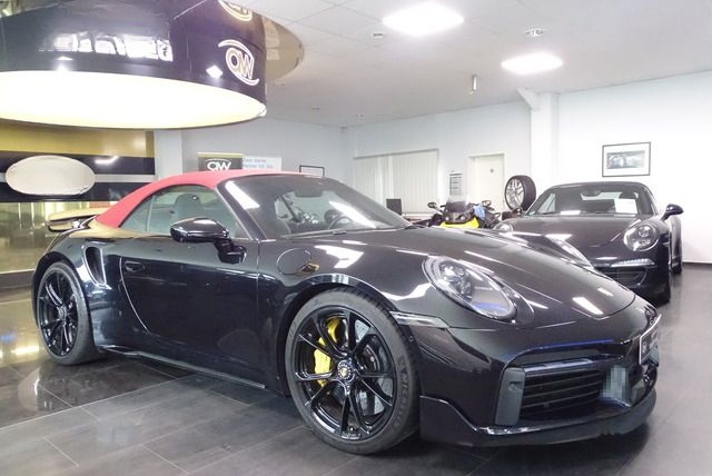 Porsche 911 Turbo S CabrioKeramikSportDesign 1Hand Appro foto 11