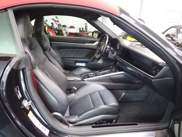 Porsche 911 Turbo S CabrioKeramikSportDesign 1Hand Appro foto 12