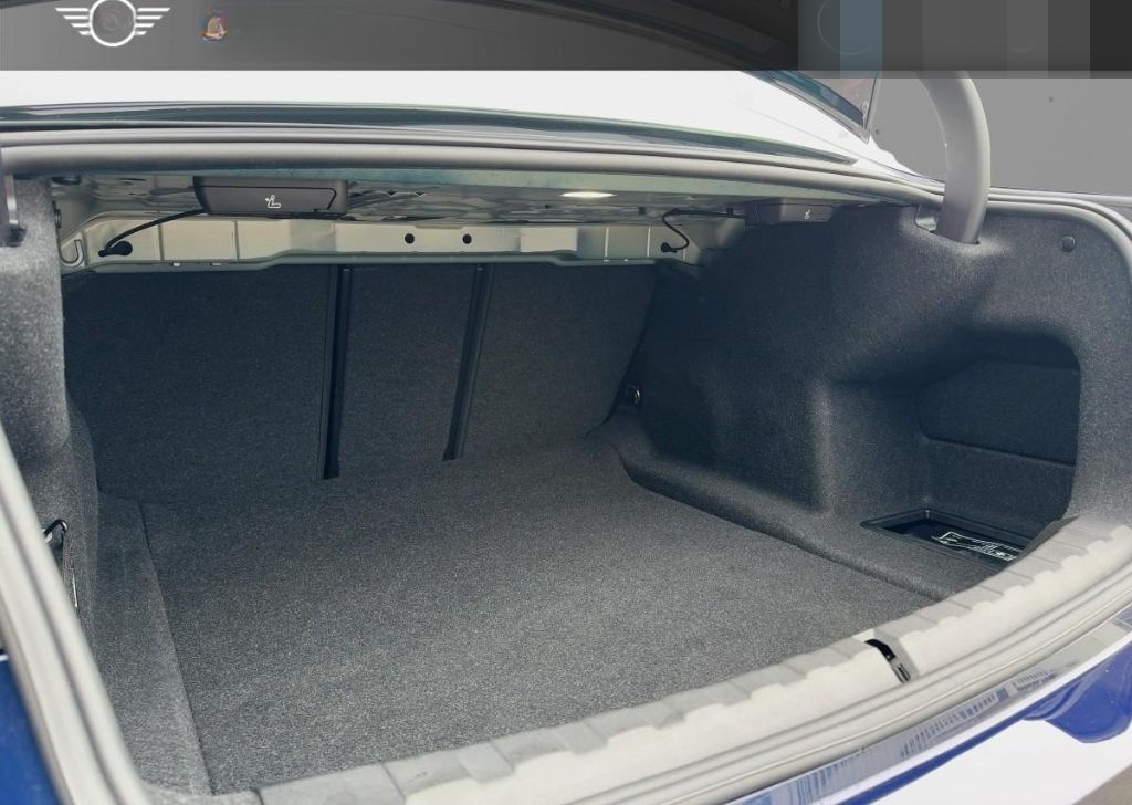 BMW 320 i xDrive Limousine Park-Assistent Guidance P foto 6