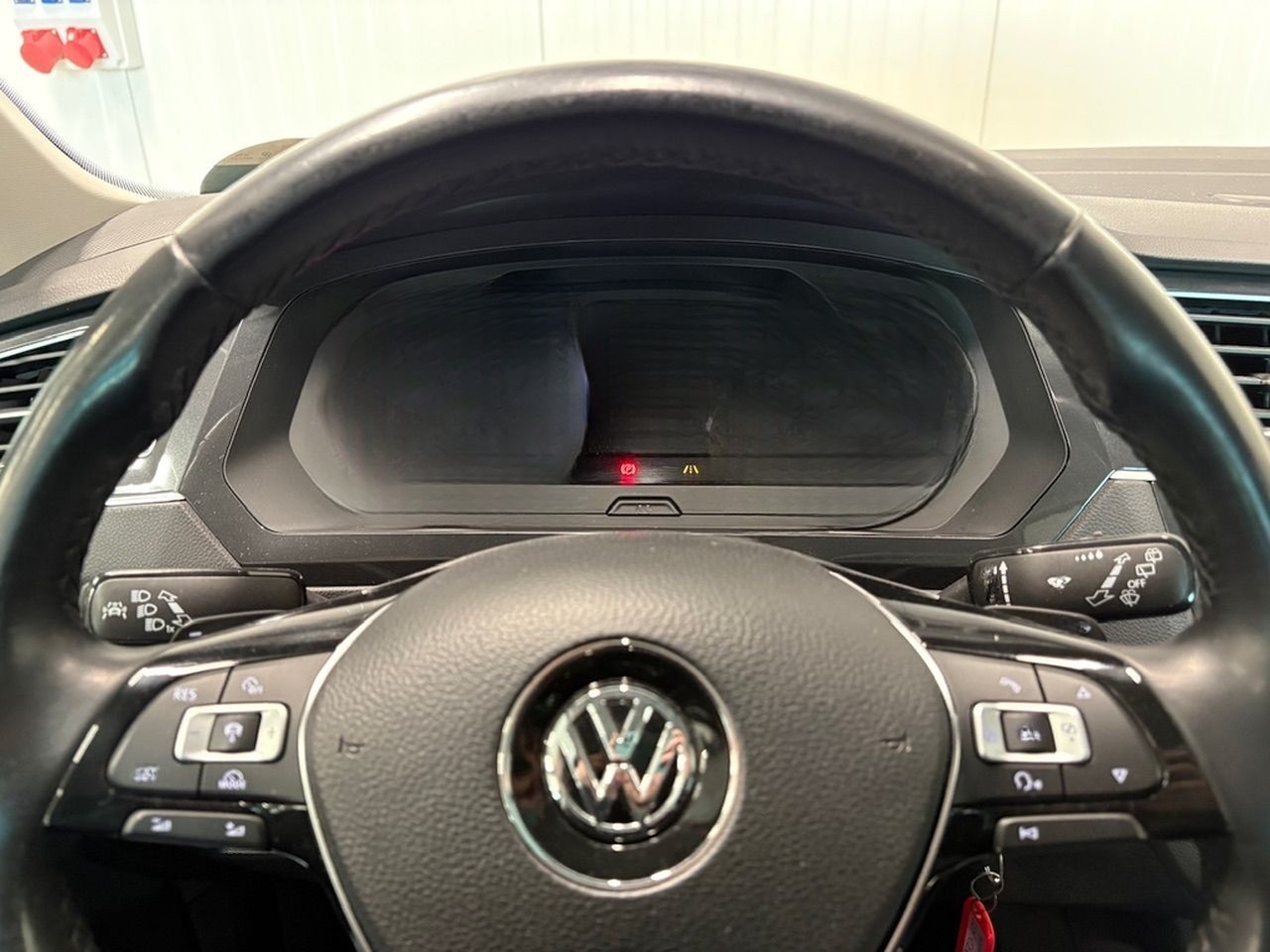 Volkswagen Tiguan Sound 1.4 TSI DSG R-LINE LED NAVI foto 14
