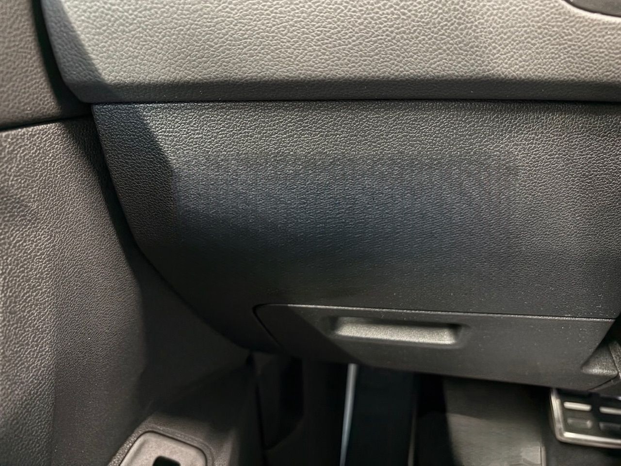 Volkswagen Tiguan Sound 1.4 TSI DSG R-LINE LED NAVI foto 24