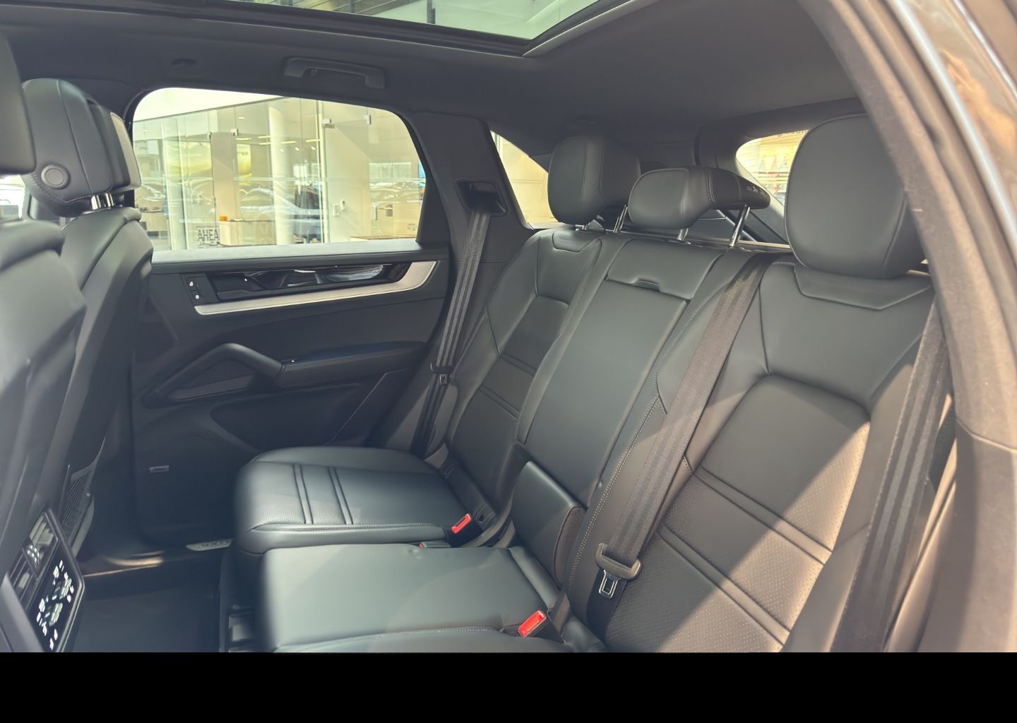 Porsche Cayenne E-Hybrid HA-Lenkung InnoDrive Head-Up foto 25