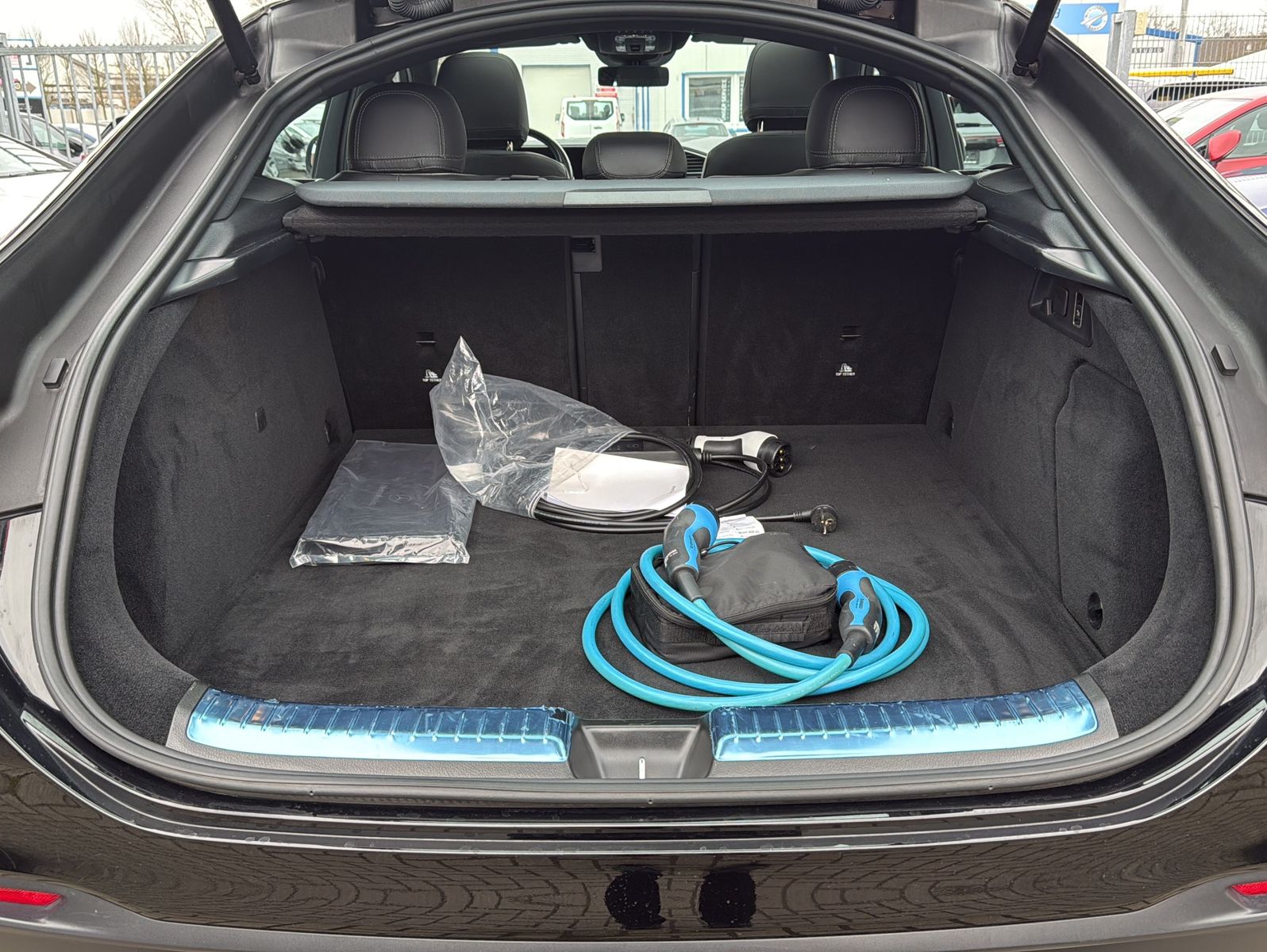 Mercedes-Benz GLE 350 de 4M Coupe AMG Pano Head Up Airmatic Le foto 15