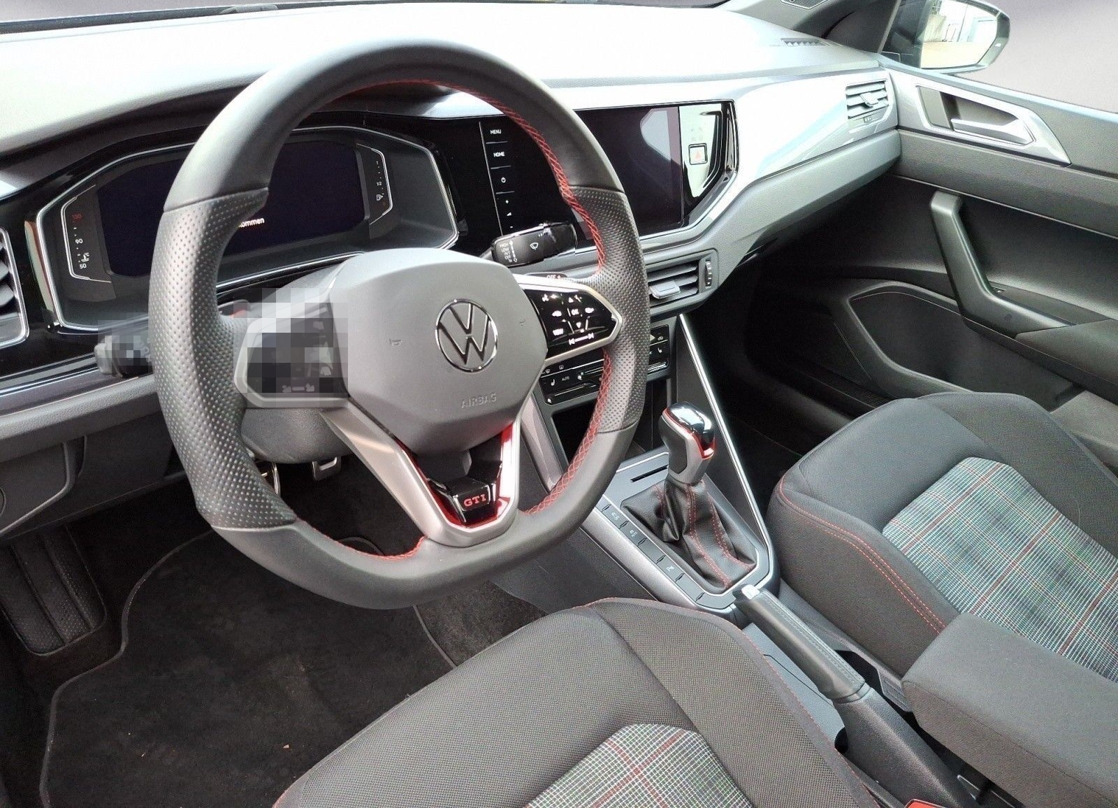 Volkswagen Polo GTI 2.0 TSI DSG Kamera Klima foto 11