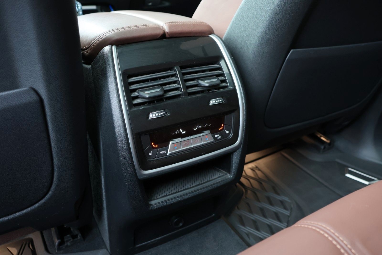 BMW X5 M50i xDrive/LASER/ACC/HUD/360/4xSHZ/SkyLounge foto 25