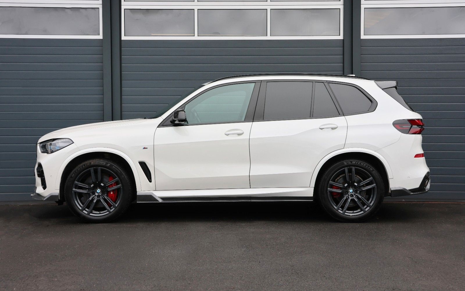 BMW X5 M50i xDrive/LASER/ACC/HUD/360/4xSHZ/SkyLounge foto 4