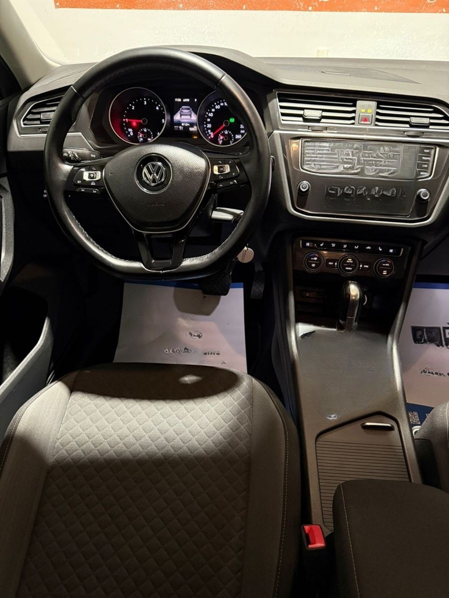 Volkswagen Tiguan DSG 2.0 TDI 4Motion AHK+SHZ+NAVI+190PS foto 13