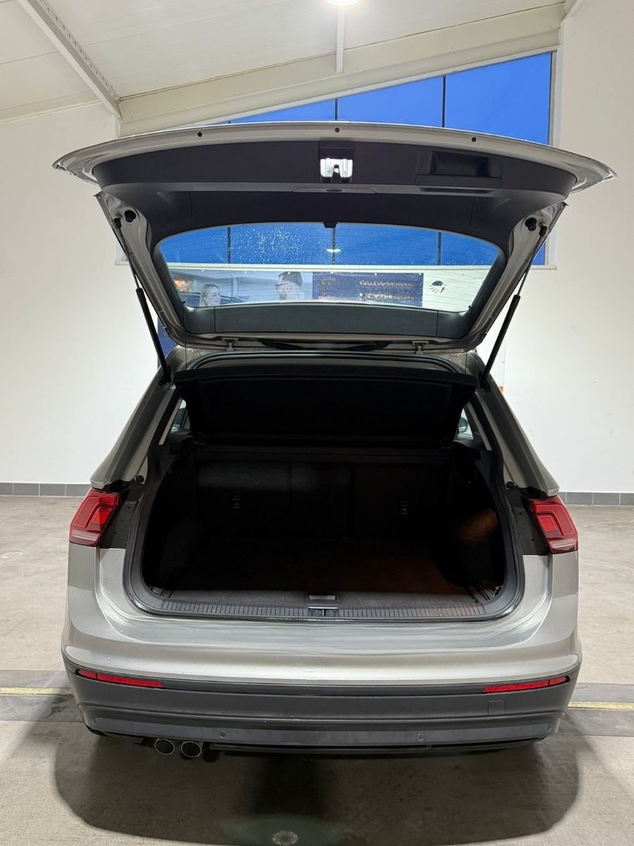 Volkswagen Tiguan DSG 2.0 TDI 4Motion AHK+SHZ+NAVI+190PS foto 22