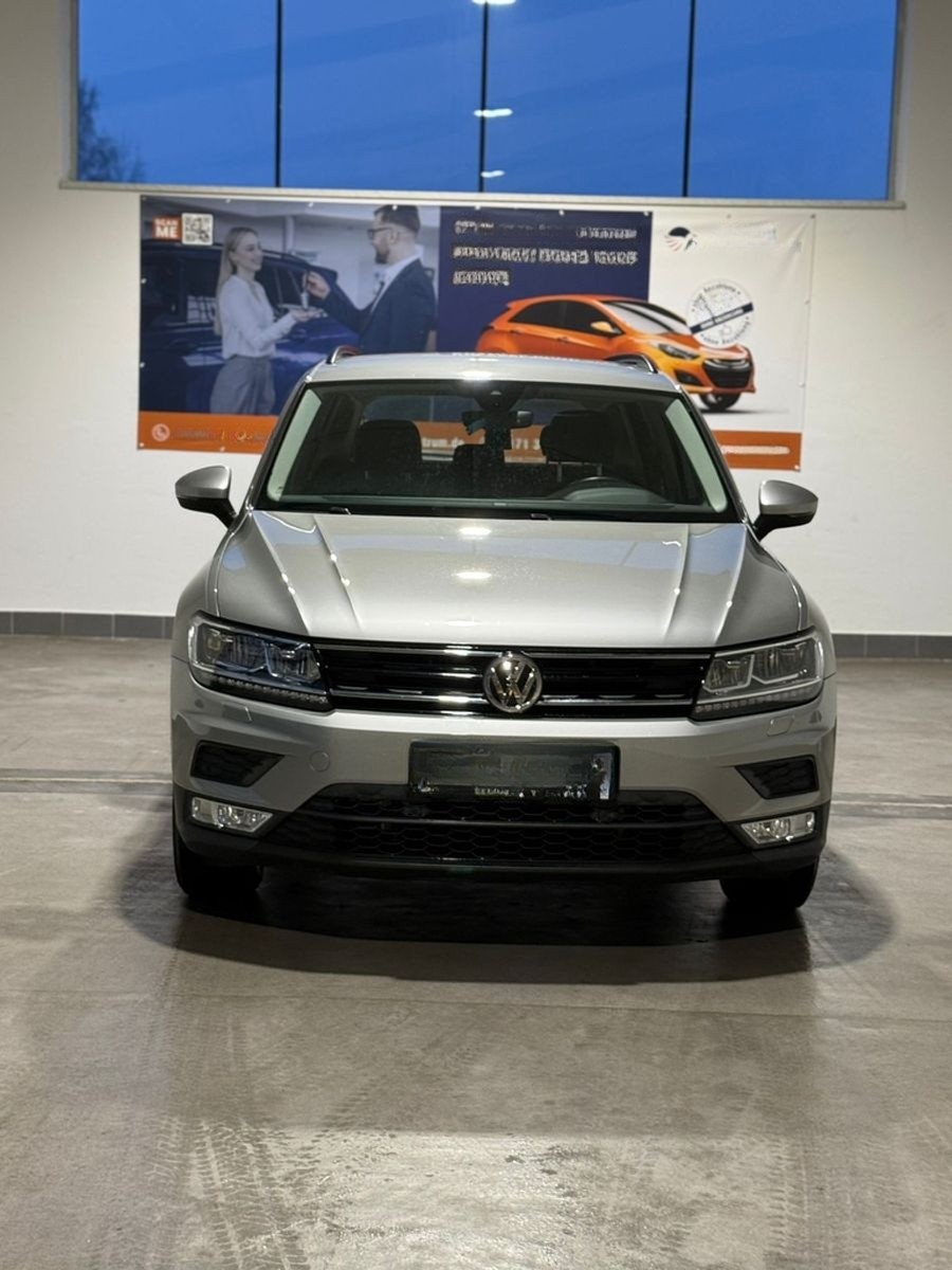 Volkswagen Tiguan DSG 2.0 TDI 4Motion AHK+SHZ+NAVI+190PS foto 8
