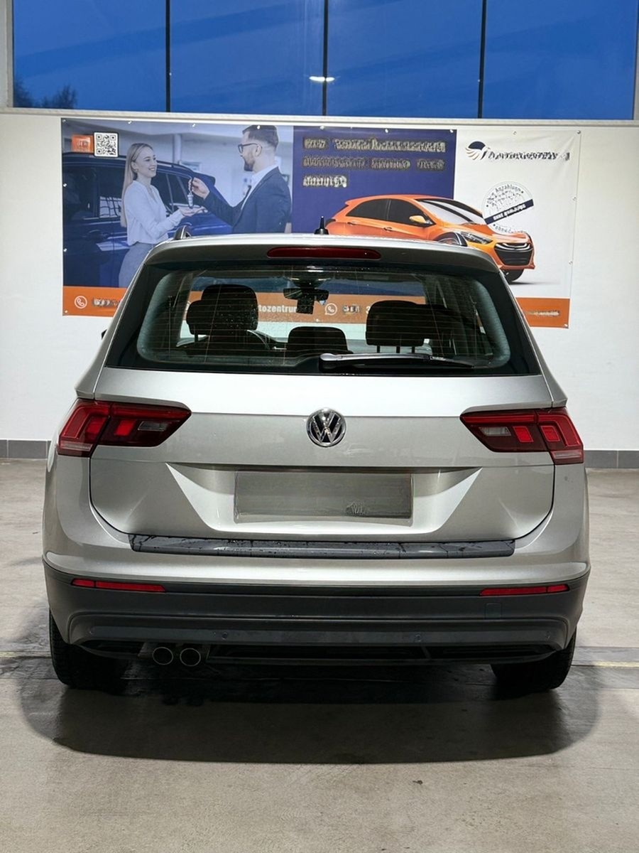 Volkswagen Tiguan DSG 2.0 TDI 4Motion AHK+SHZ+NAVI+190PS foto 9