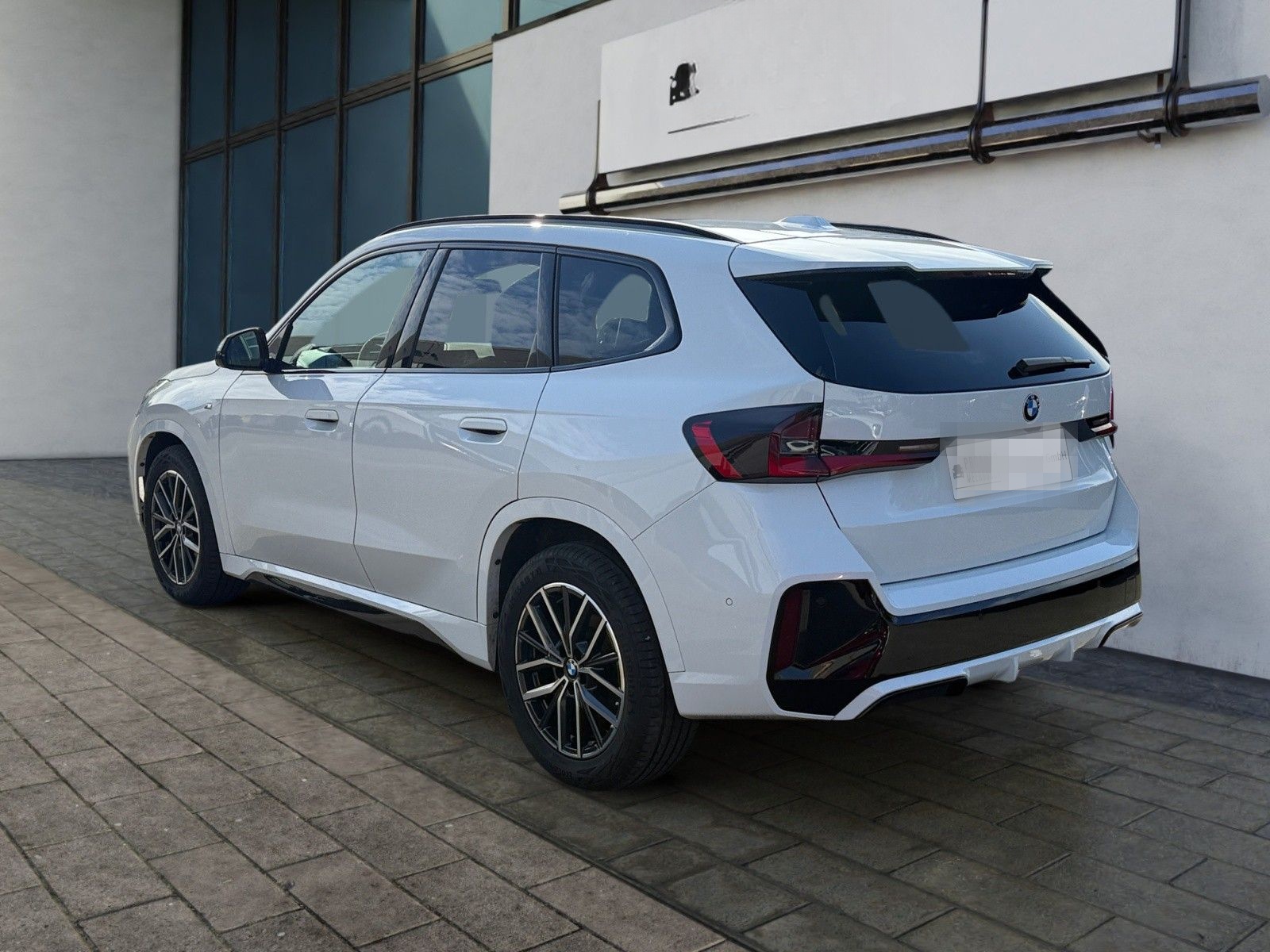 BMW X1 23d xDrive M Sport AHK/MASSAGE/ASSISTPROF/PAN foto 2