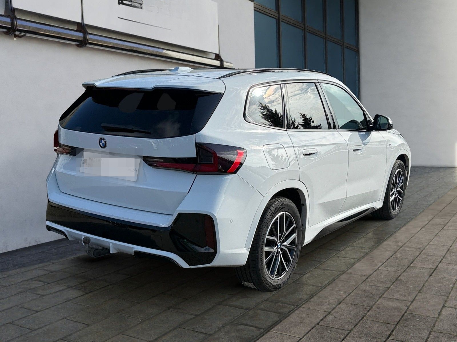 BMW X1 23d xDrive M Sport AHK/MASSAGE/ASSISTPROF/PAN foto 3