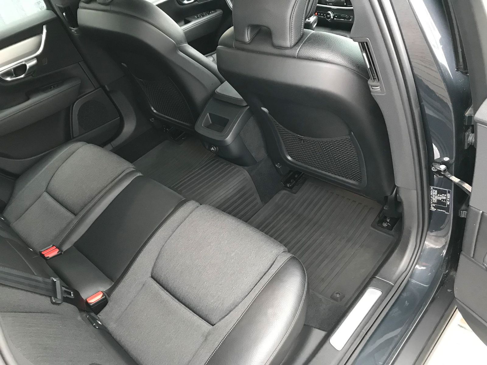 Volvo V90 Cross Country V 90 D4 AWD Pro 140 kW (190... foto 11