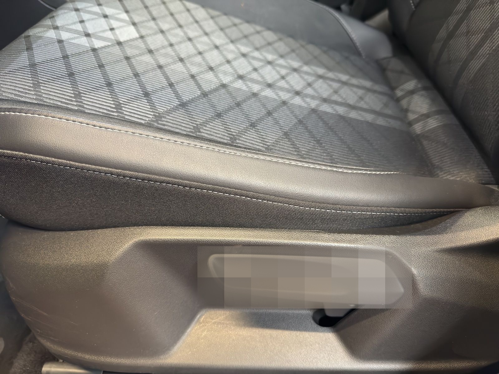 Volkswagen T-Cross 1.5 TSI DSG R-Line  AHK Navi LED Kamera  foto 14