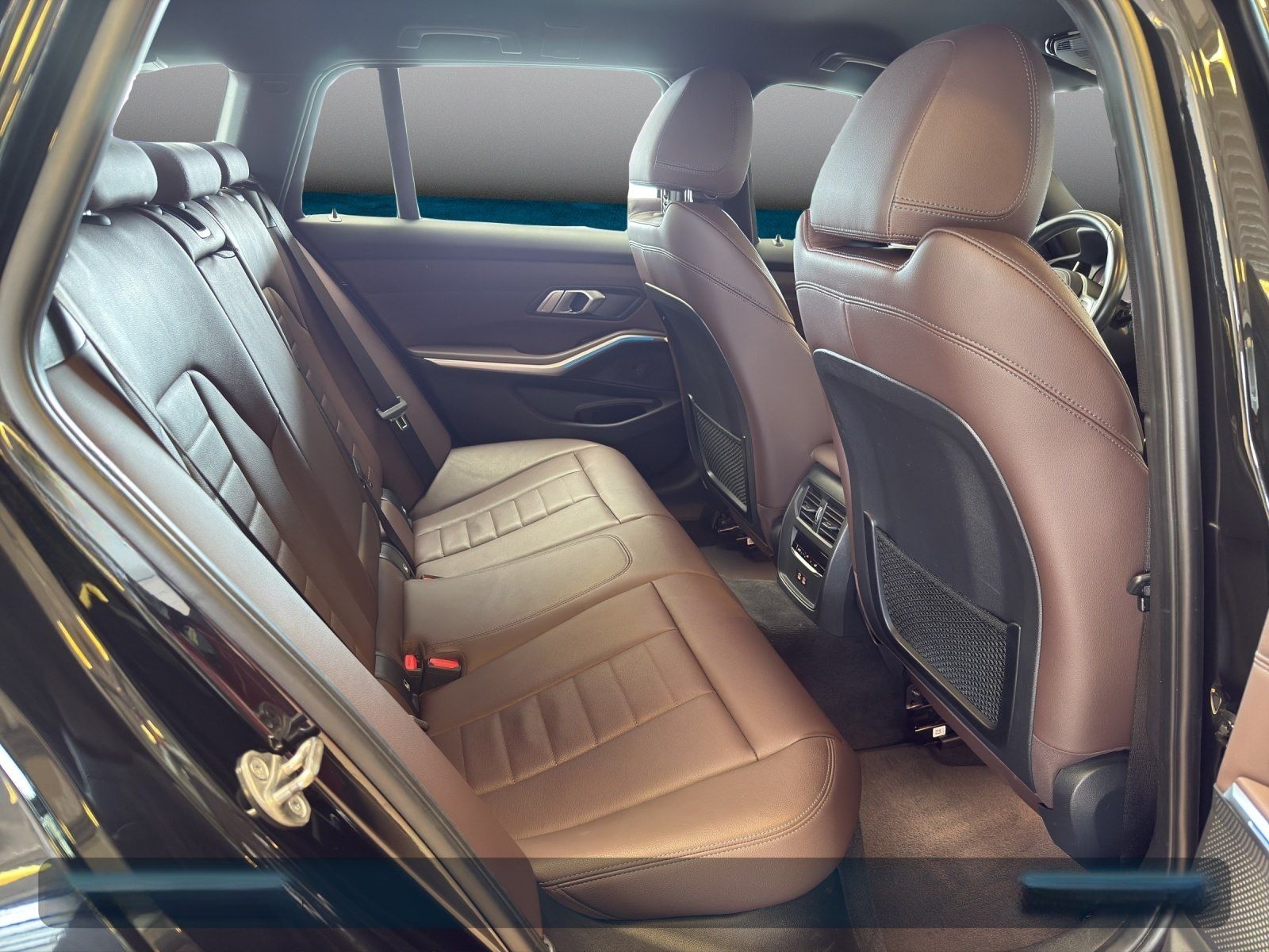 BMW 330e Touring Head-Up+AHK+Navi+Laser+ACC+SHZ+HiFi foto 19