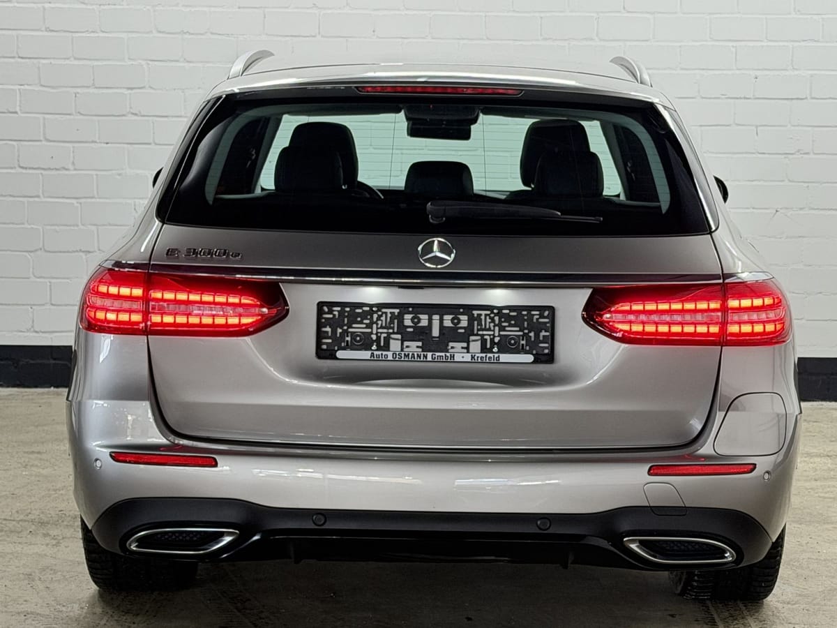 Mercedes-Benz E 300 e T 9GAMG LINE DISTR SD foto 3