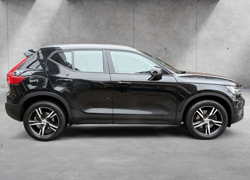 Volvo XC40 T4 Momentum Pro HARMAN/KARDON | KAMERA | NA foto 8