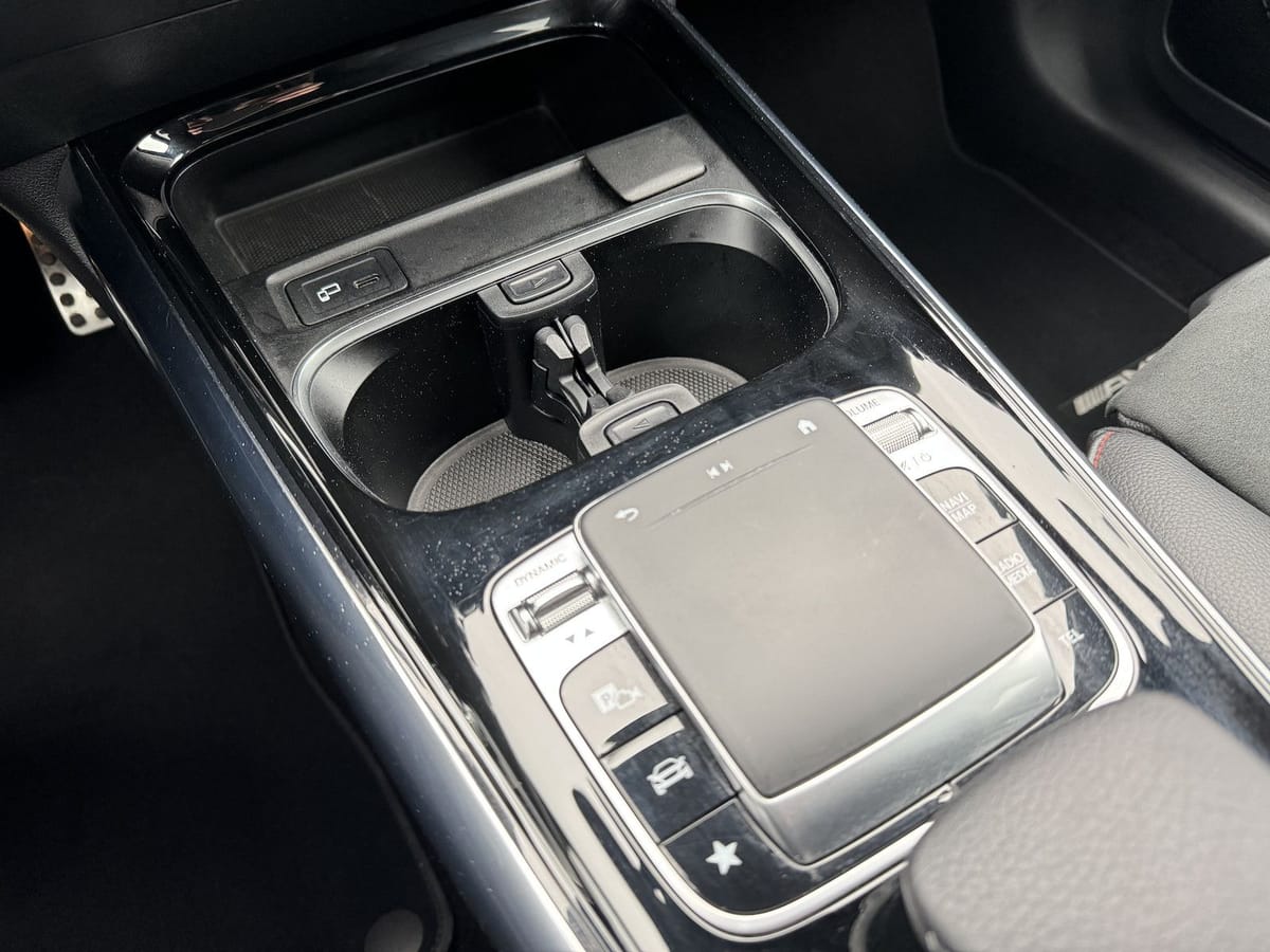 Mercedes-Benz B 200 d AMG LINE RFKA MBUX NIGHT LED DAB foto 24