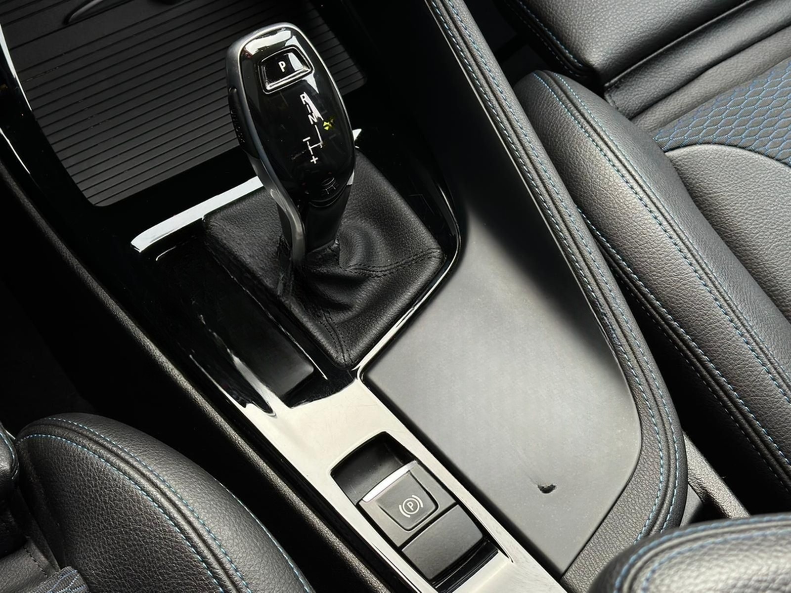 BMW X1 xDrive25i M SPORT* LED#SHZ#TEMP#NAV#PDC#KLIMA foto 14