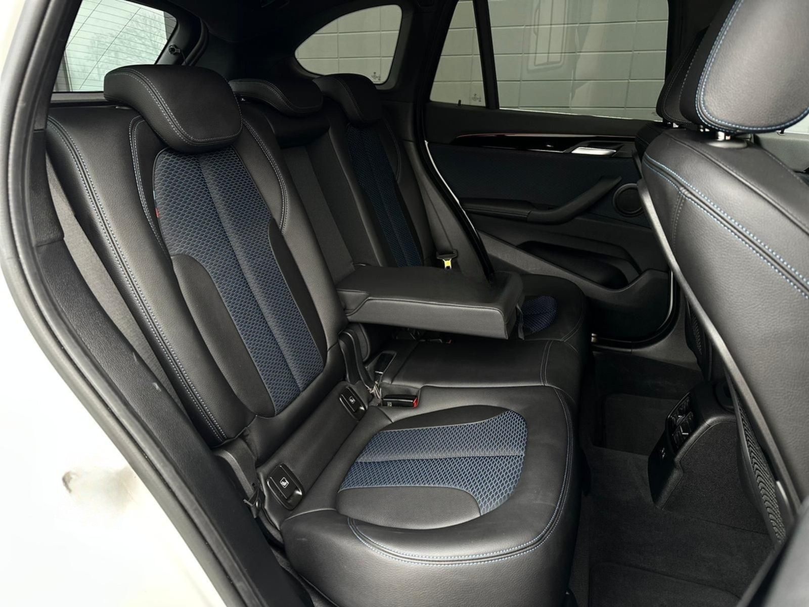 BMW X1 xDrive25i M SPORT* LED#SHZ#TEMP#NAV#PDC#KLIMA foto 16