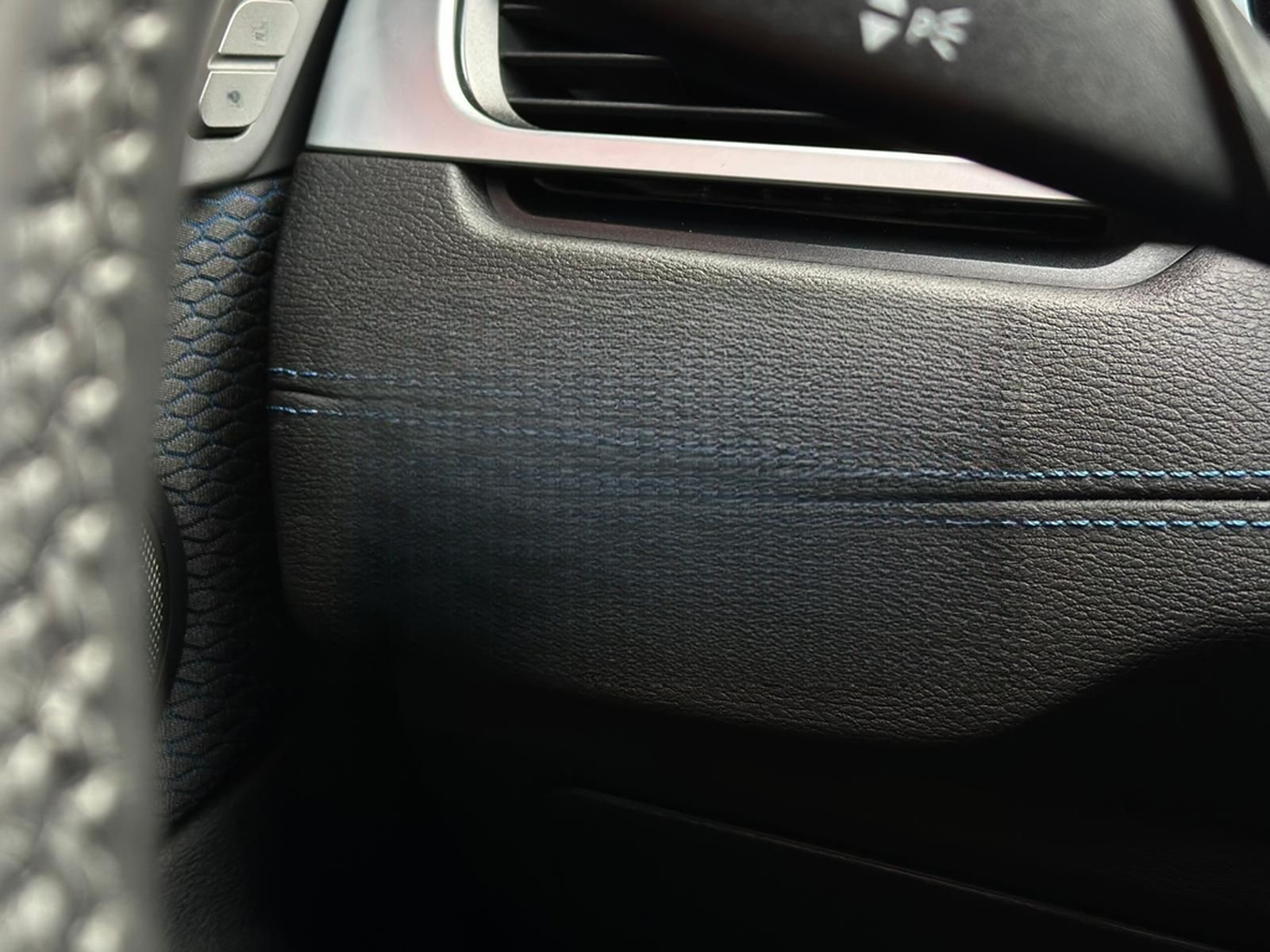 BMW X1 xDrive25i M SPORT* LED#SHZ#TEMP#NAV#PDC#KLIMA foto 18