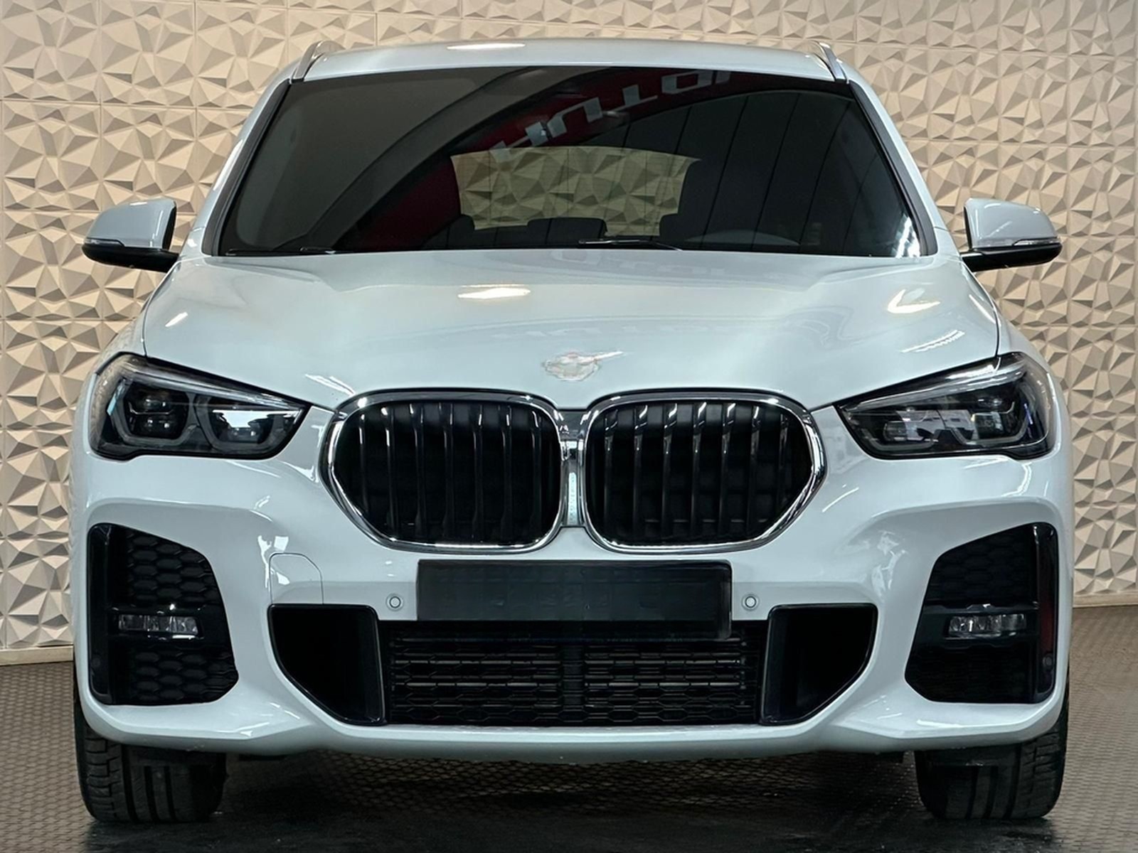 BMW X1 xDrive25i M SPORT* LED#SHZ#TEMP#NAV#PDC#KLIMA foto 3