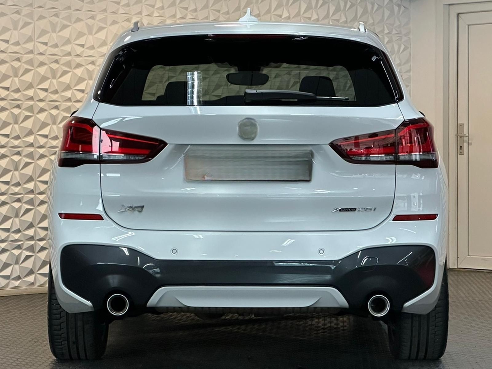 BMW X1 xDrive25i M SPORT* LED#SHZ#TEMP#NAV#PDC#KLIMA foto 6