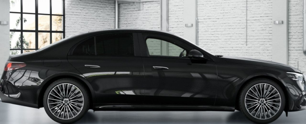 Mercedes-Benz E 220 d Edition AMG-Line Fahrass 360° Distr. foto 18