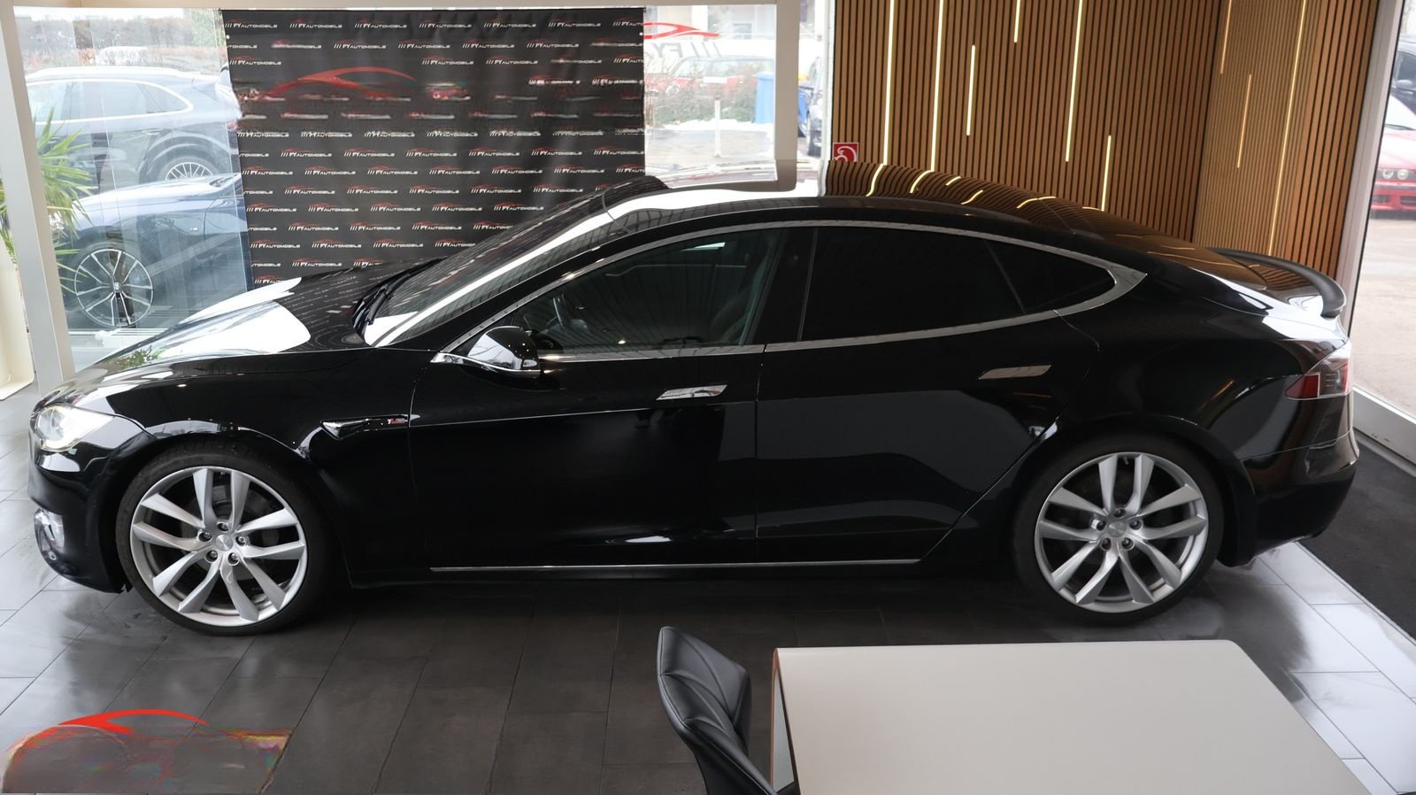 Tesla Model S Model S 75D LimousinePerformance foto 2