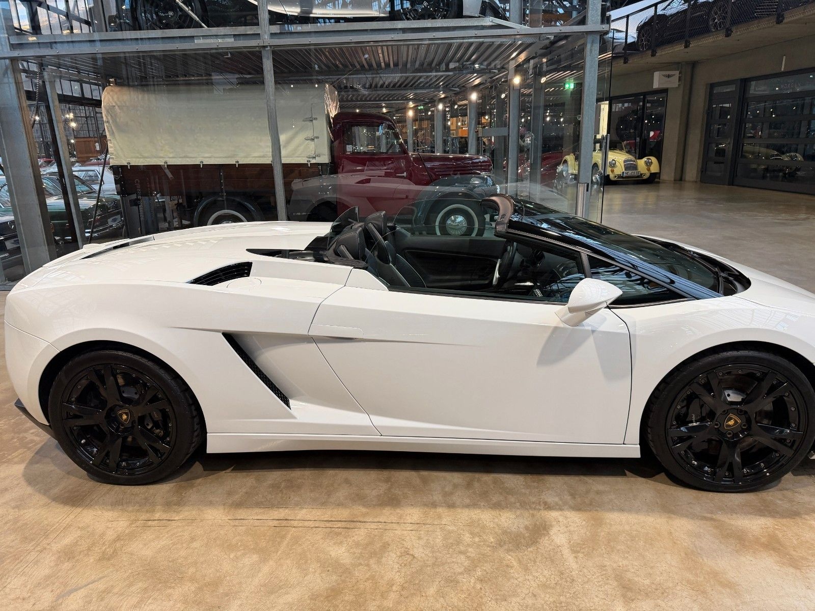 Lamborghini LP560 Spyder Scheckheftgepflegt Lamborghini foto 13