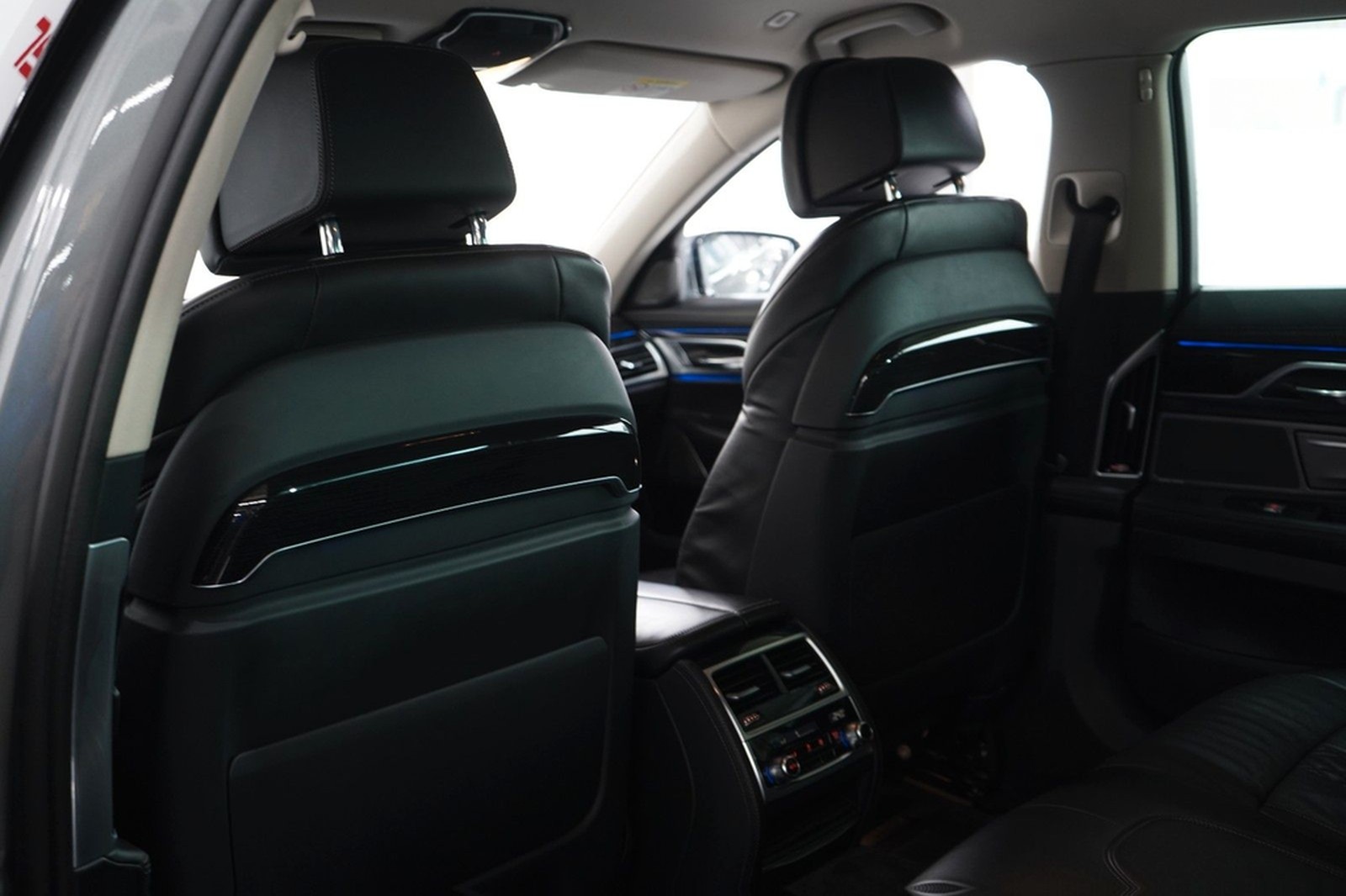 BMW 750 i *Massage*Head-Up*Deutsch. Fzg.*360°Kamera* foto 11