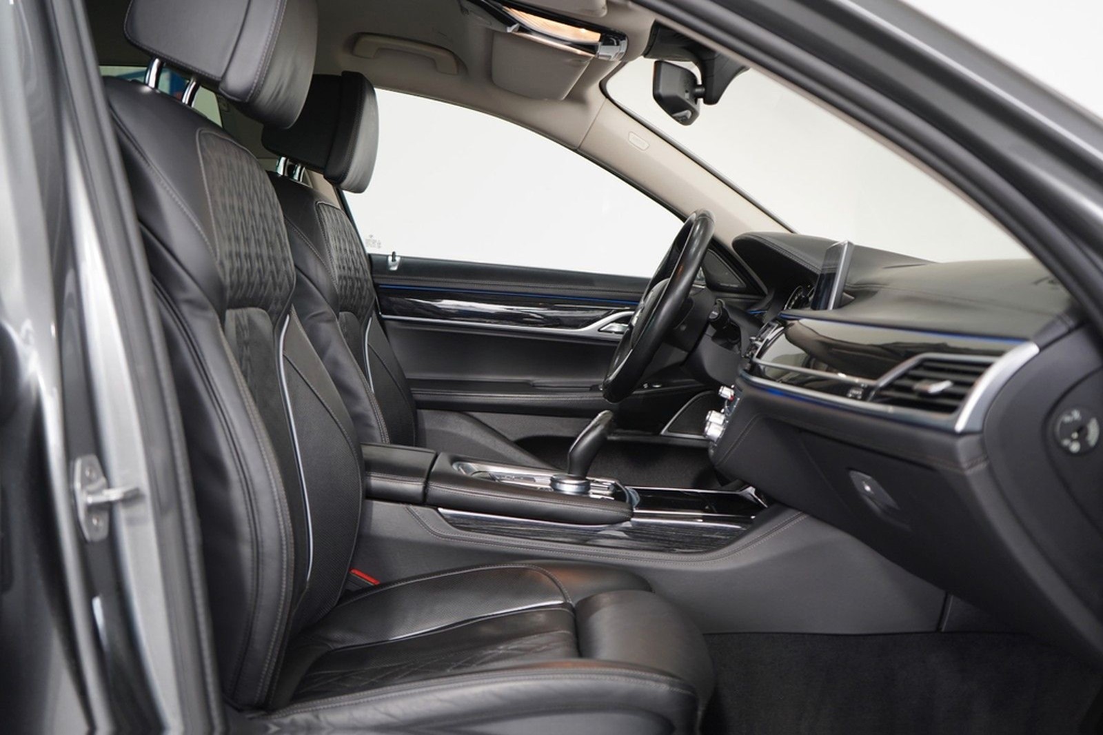 BMW 750 i *Massage*Head-Up*Deutsch. Fzg.*360°Kamera* foto 14