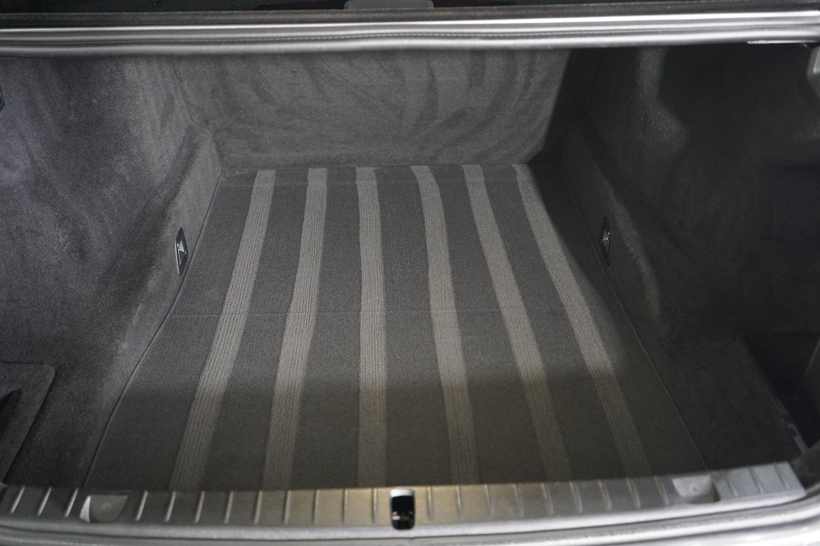 BMW 750 i *Massage*Head-Up*Deutsch. Fzg.*360°Kamera* foto 16