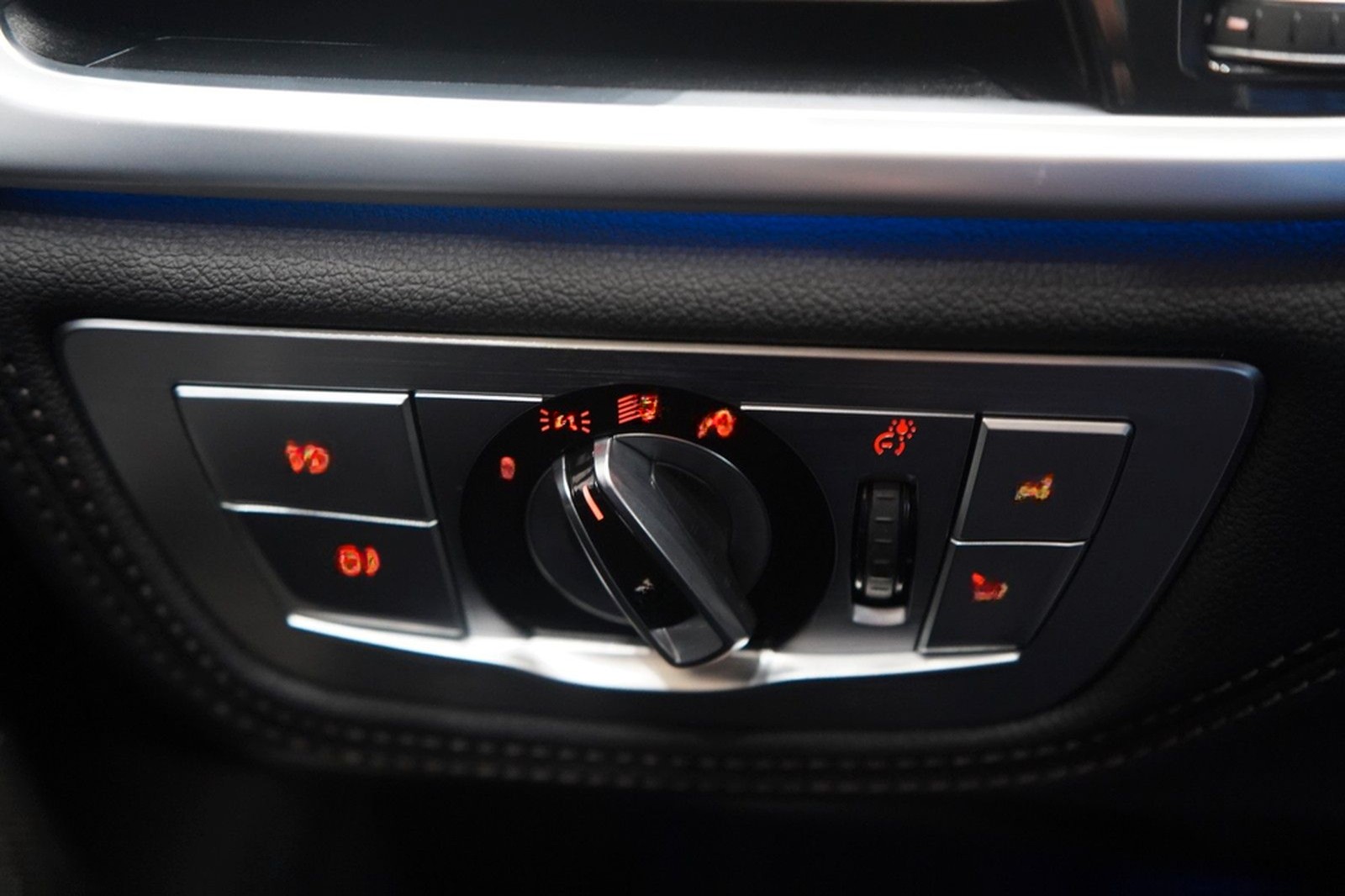 BMW 750 i *Massage*Head-Up*Deutsch. Fzg.*360°Kamera* foto 45