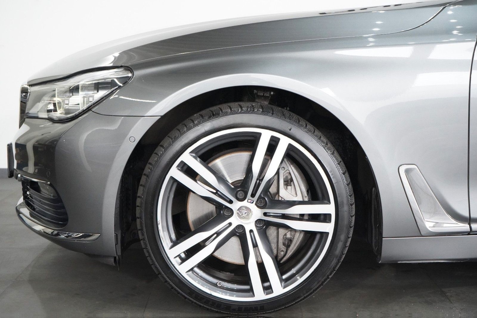 BMW 750 i *Massage*Head-Up*Deutsch. Fzg.*360°Kamera* foto 7