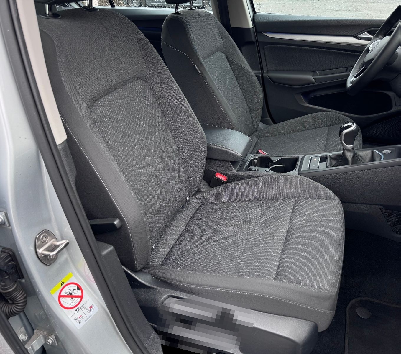 Volkswagen Golf VIII Lim. 2.0 TDI LED ACC+ CAM SHZ DAB+ App foto 7