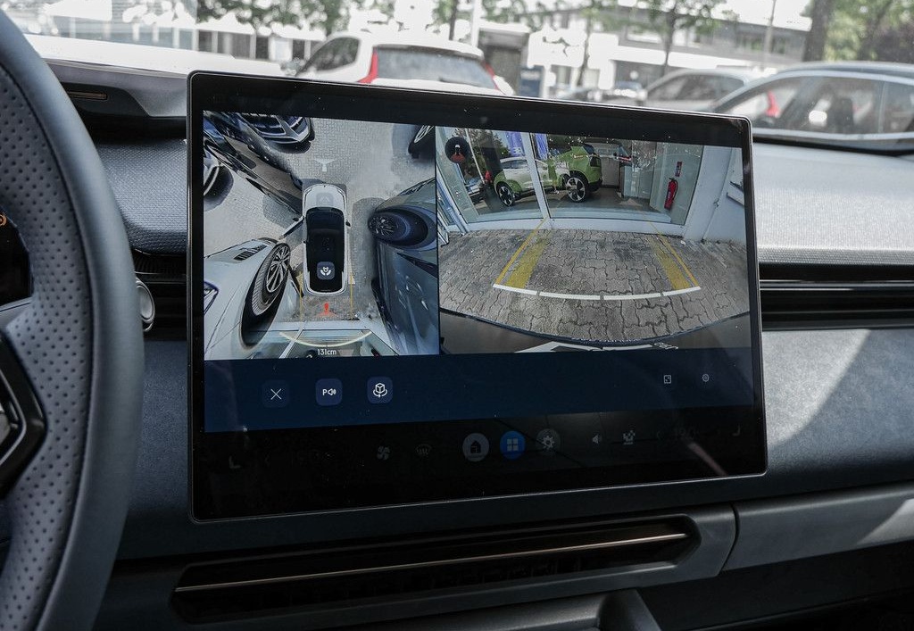 Lynk&Co 08 PHEV More *UPE am Tag der EZ: 59.995Euro foto 12