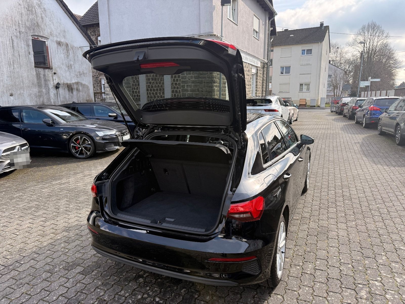 Audi A3 Sportback 40 TFSI e S-TRONIC NAVI LED 1.HAND foto 21