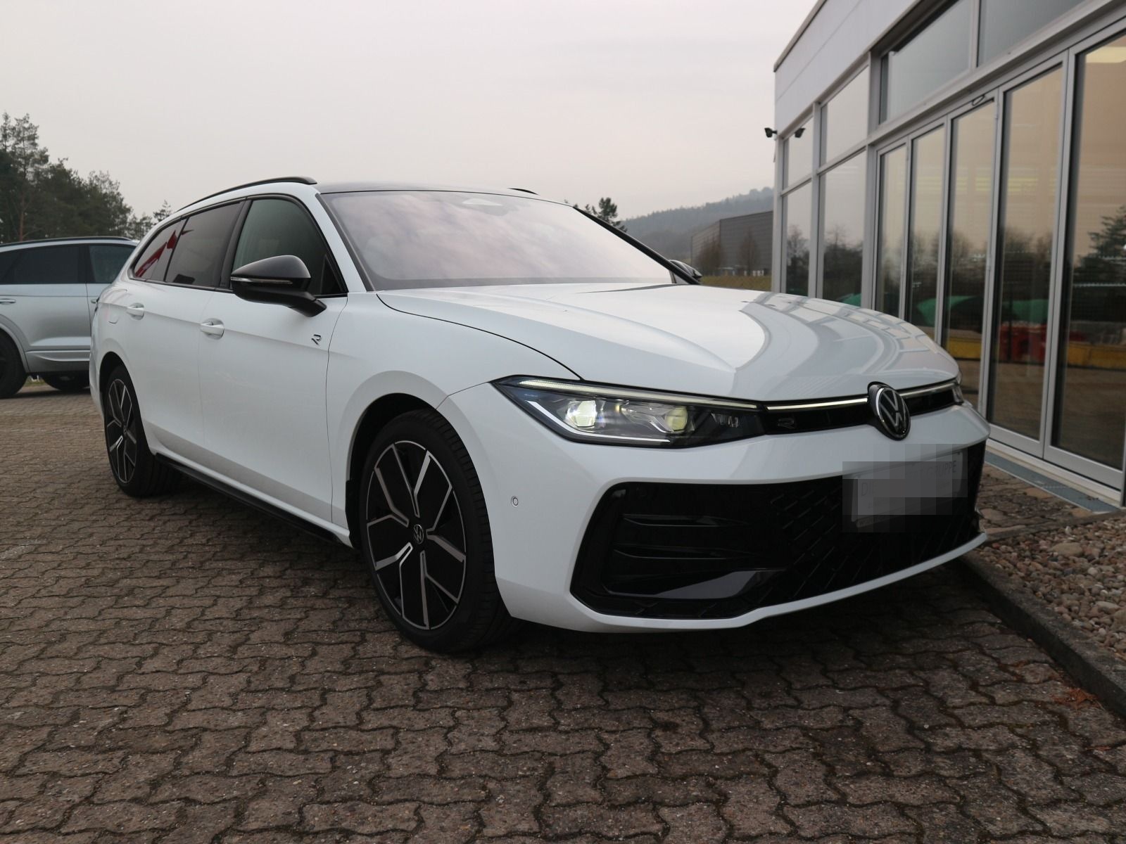 Volkswagen Passat R-Line 2,0 TDI SCR 4MOTION (193 PS) DSG * foto 4