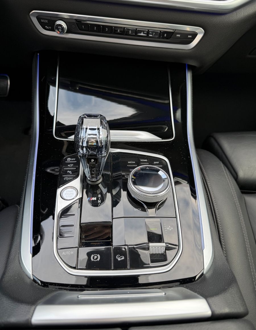 BMW X5 M50 Pano Luftfederung Laser HUD foto 18