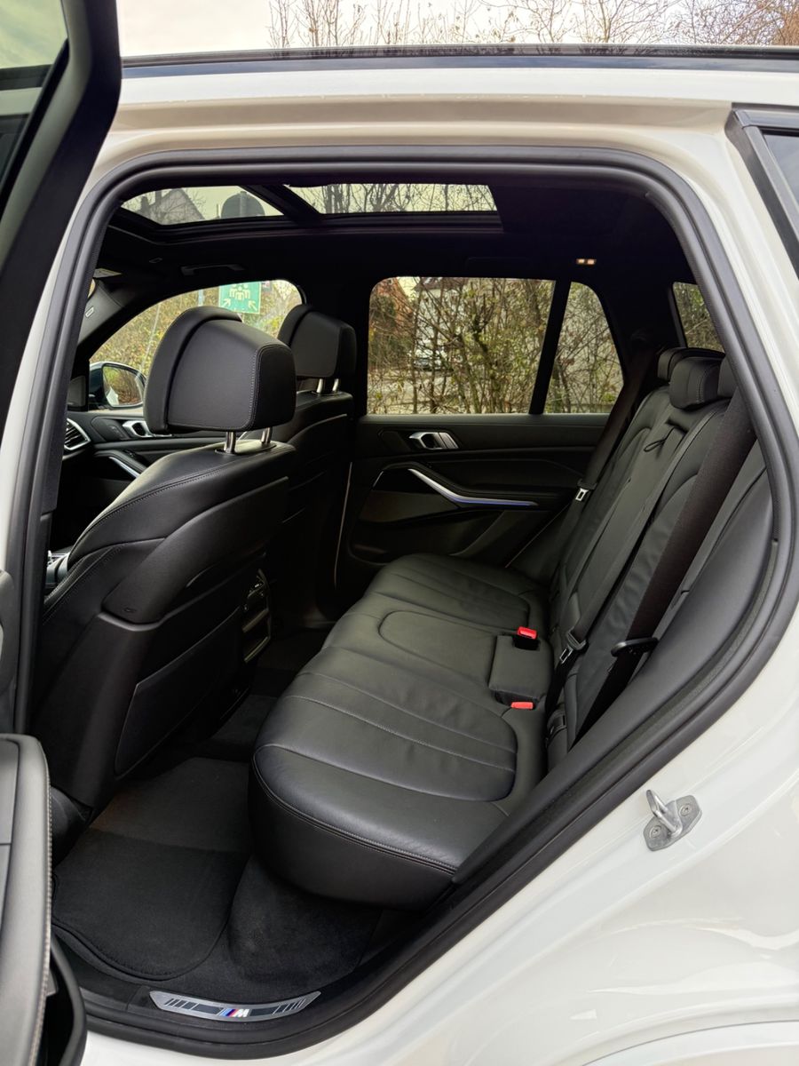BMW X5 M50 Pano Luftfederung Laser HUD foto 20